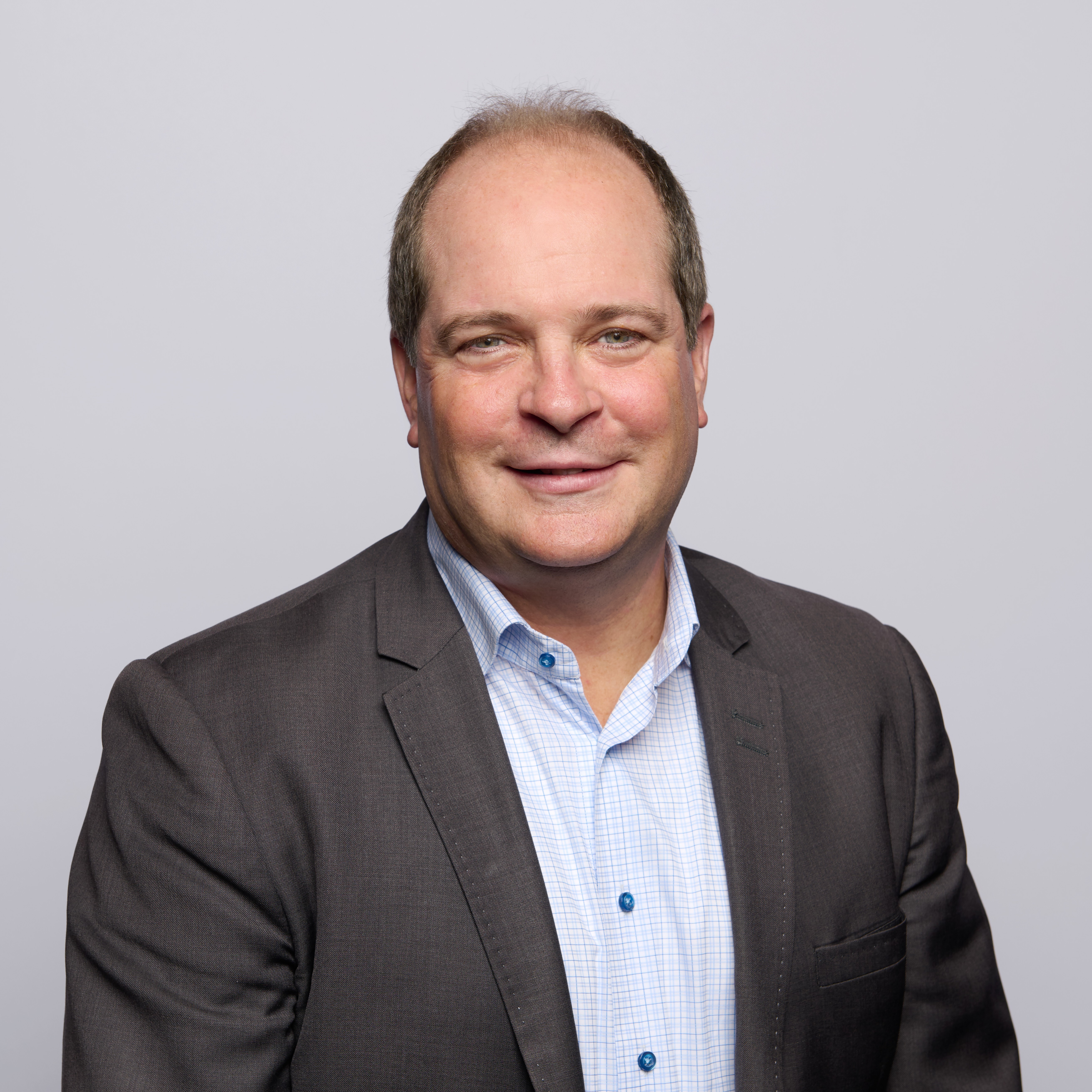 Mick Farrell headshot_12112025_square